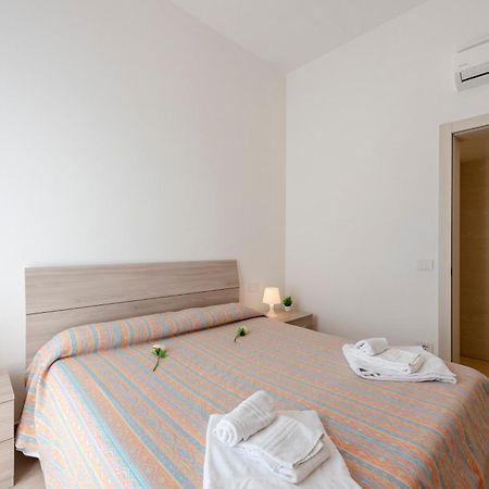 La Suite 2 Ondina Viareggio 200M From Sea - Happy Rentals Buitenkant foto