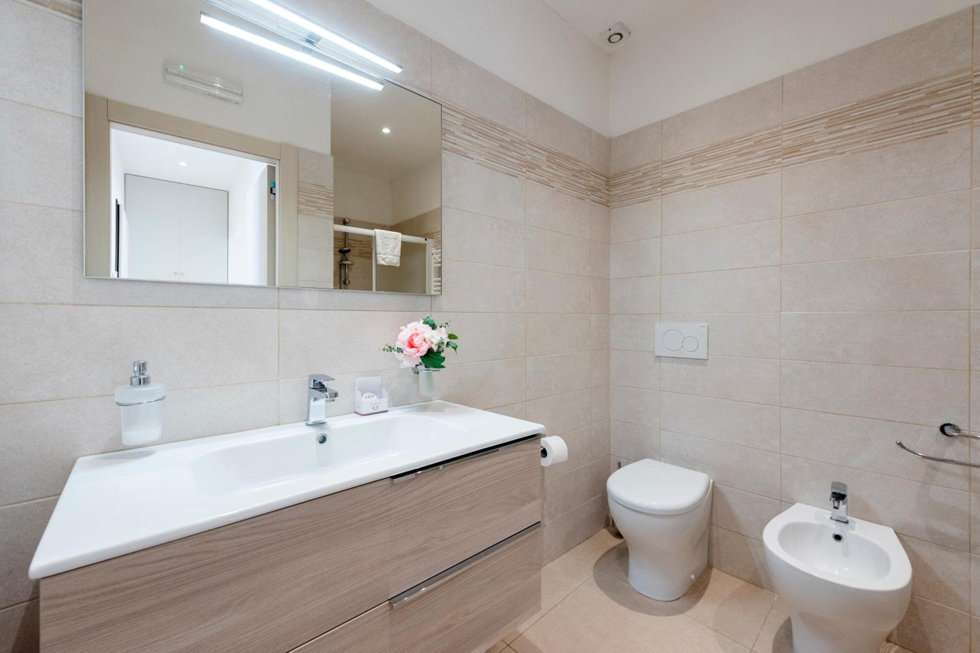 La Suite 2 Ondina Viareggio 200M From Sea - Happy Rentals Buitenkant foto