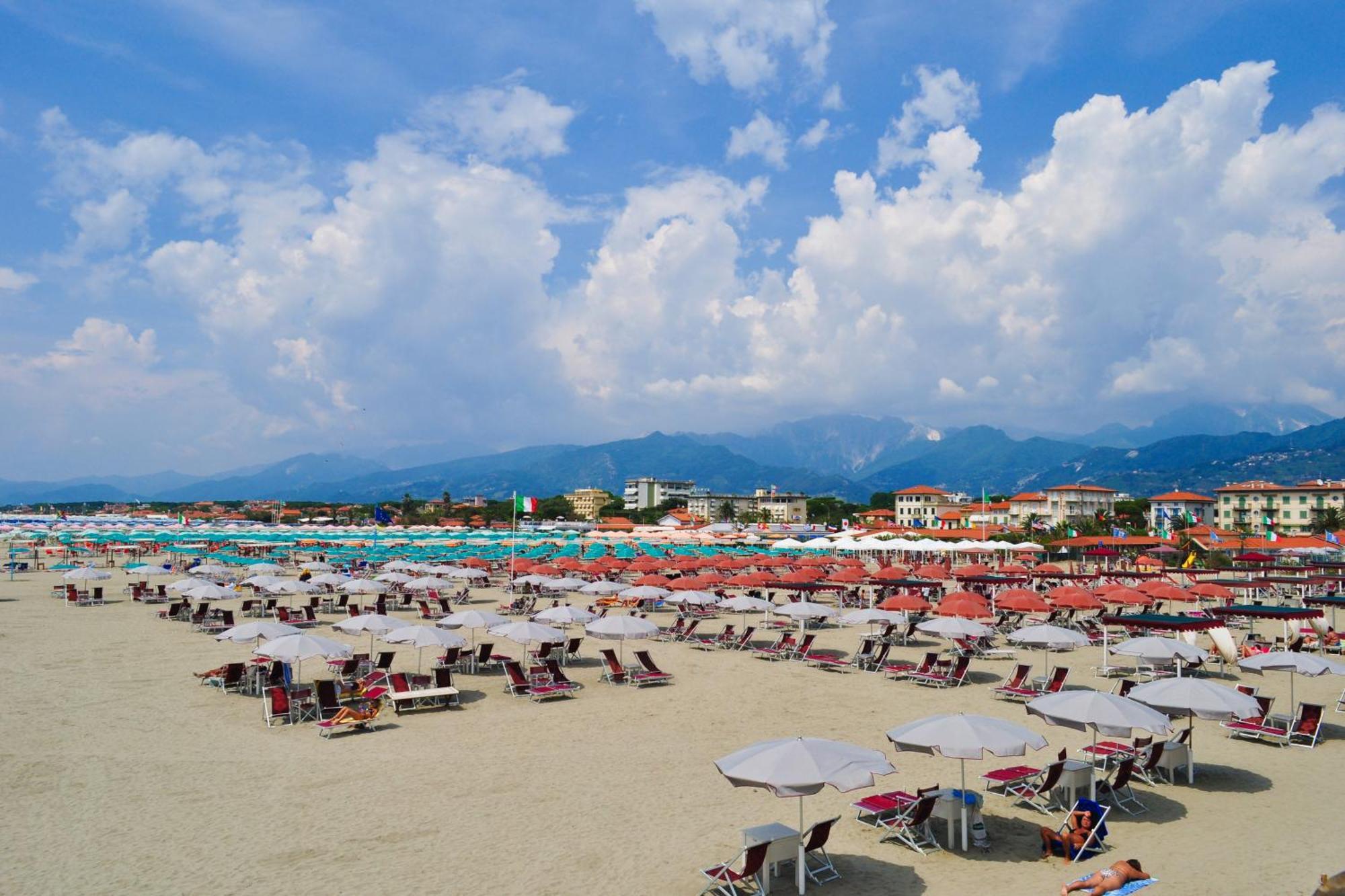 La Suite 2 Ondina Viareggio 200M From Sea - Happy Rentals Buitenkant foto