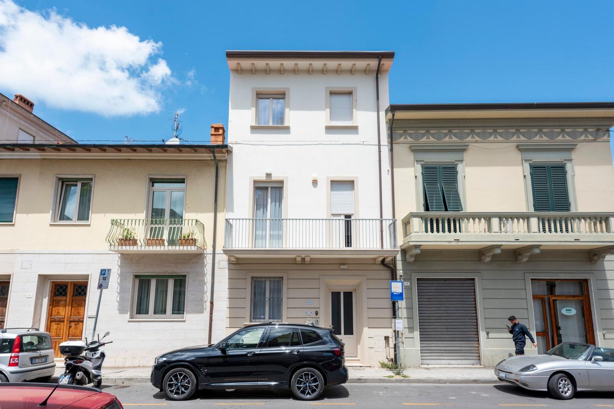 La Suite 2 Ondina Viareggio 200M From Sea - Happy Rentals Buitenkant foto